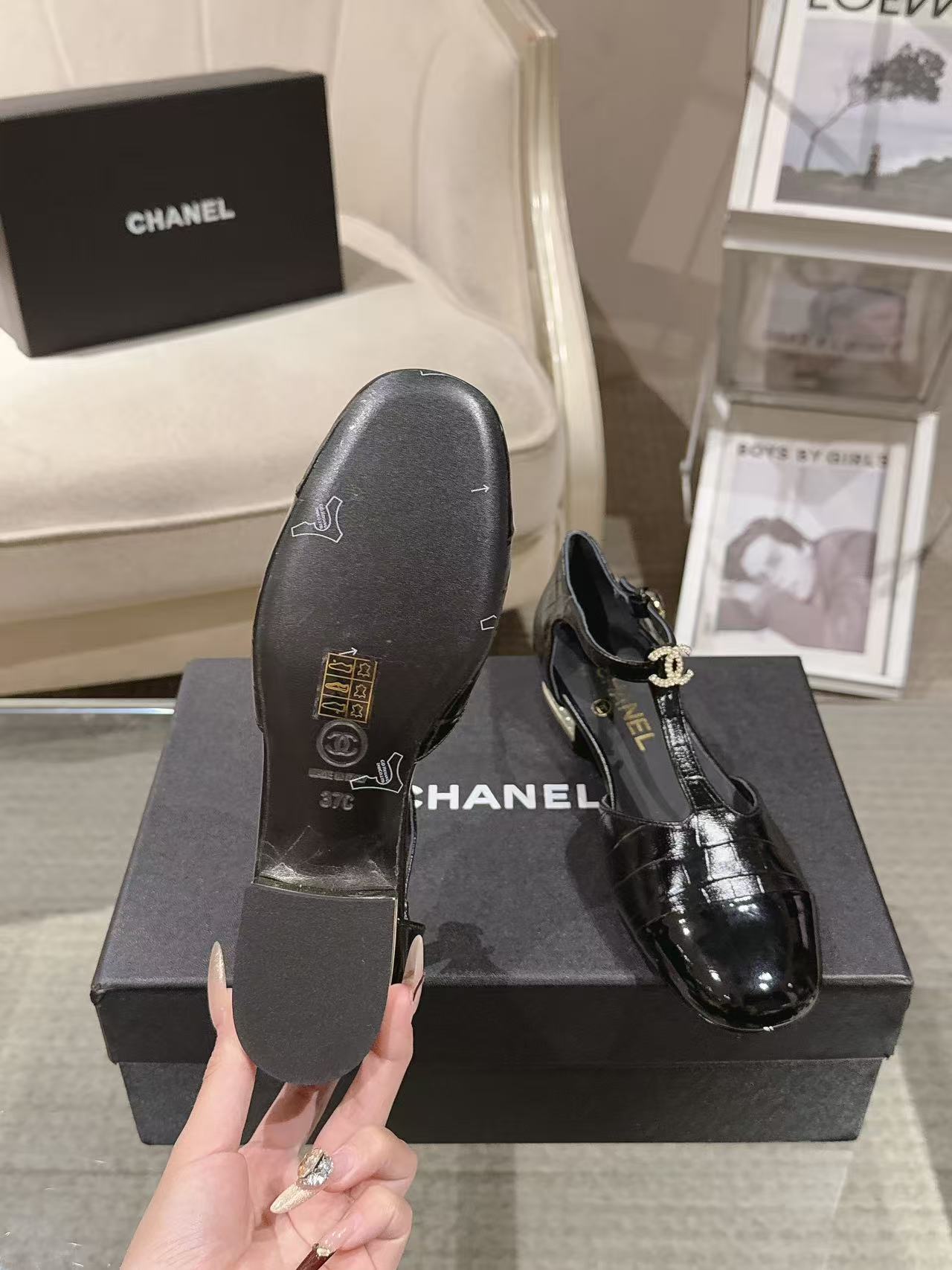 Designer Mary Jane Shoes