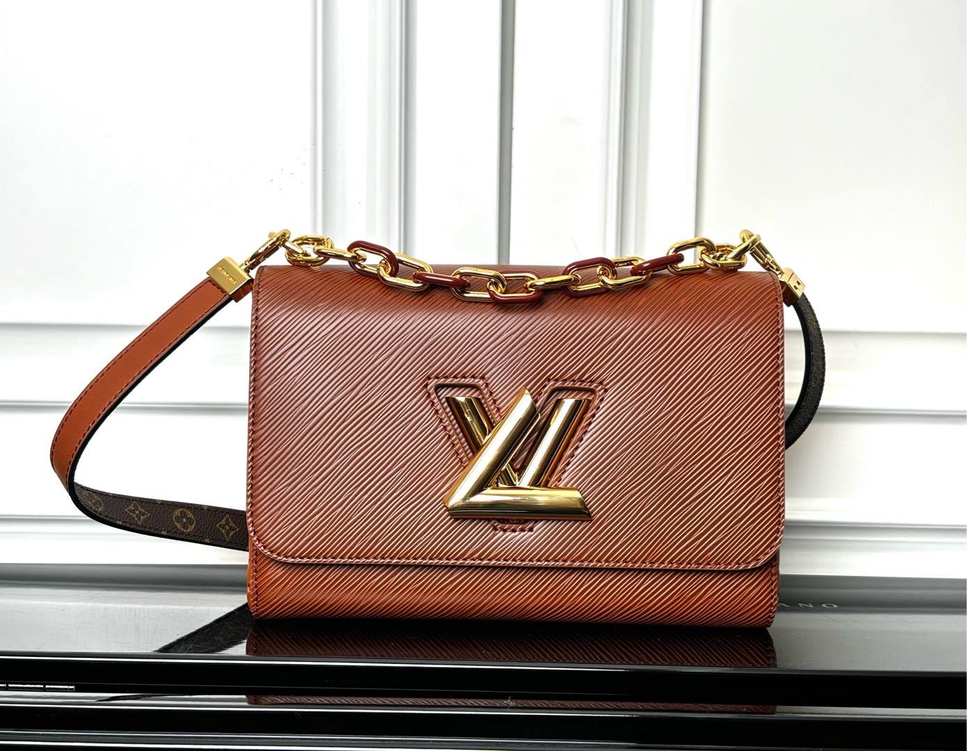 M12736棕色(动态码)【顶级原单】专柜同步电子芯片内码出货🔥這款Slim版本的經典Twist MM手