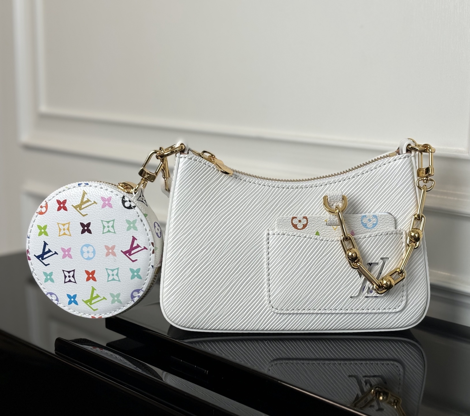 NO:338082,Genuine grade original leather M13099 white (dynamic code) 