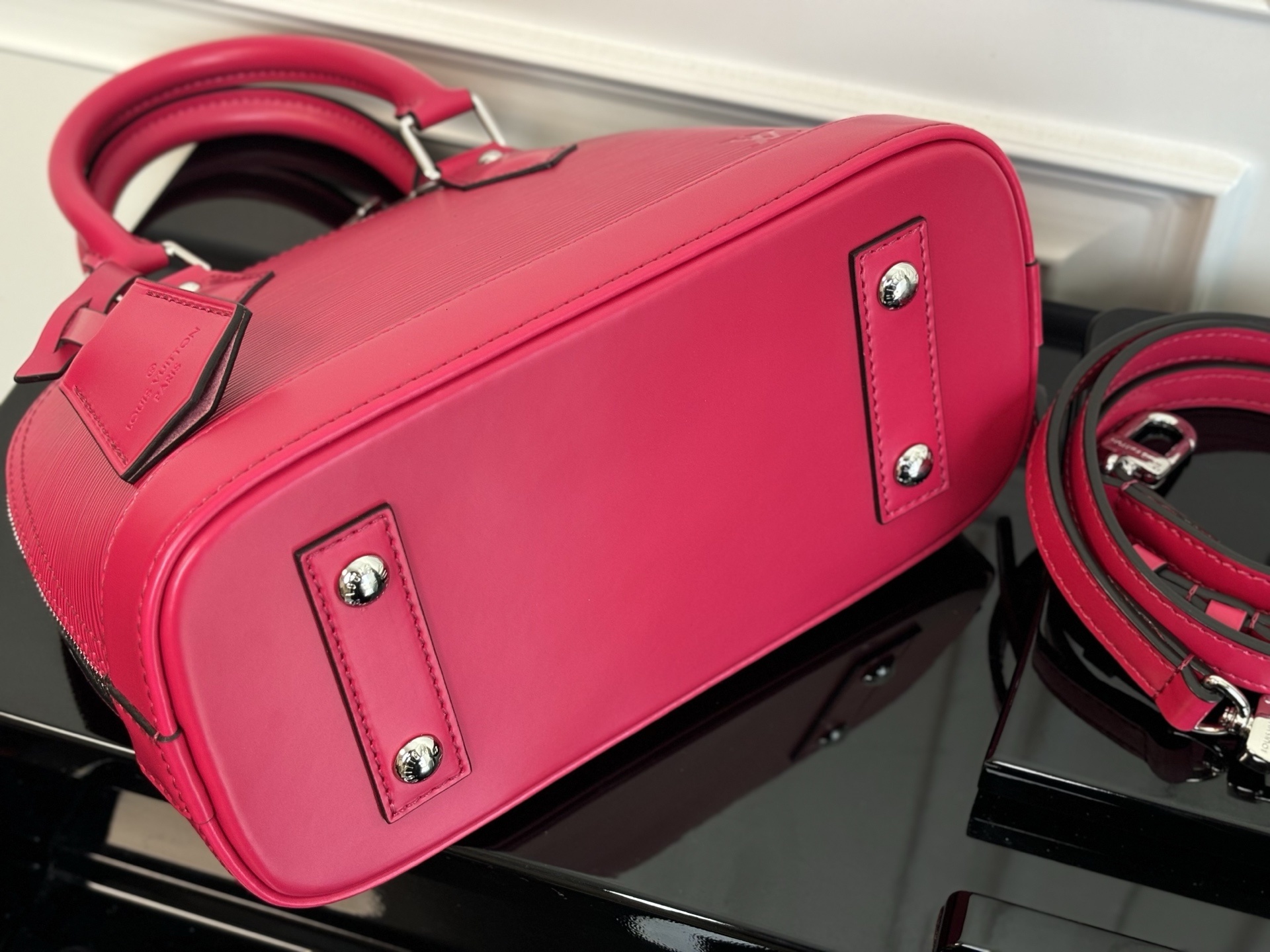 M24645 玫红色(动态码)《顶级原单》专柜同步电子芯片内码出货🔥本款 Alma BB 手袋溯源 19