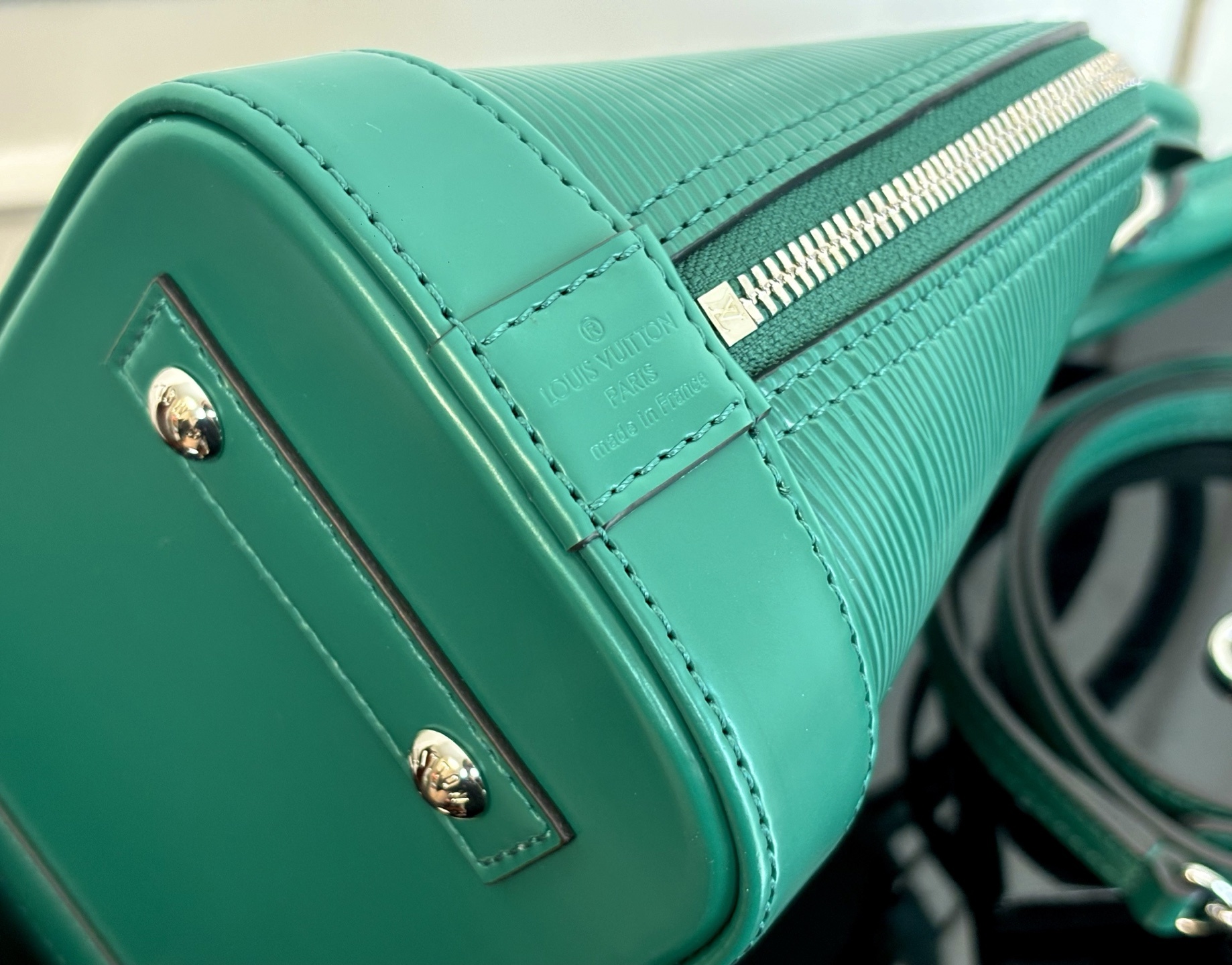 M24645绿色(动态码)《顶级原单》专柜同步电子芯片内码出货🔥本款 Alma BB 手袋溯源 1934