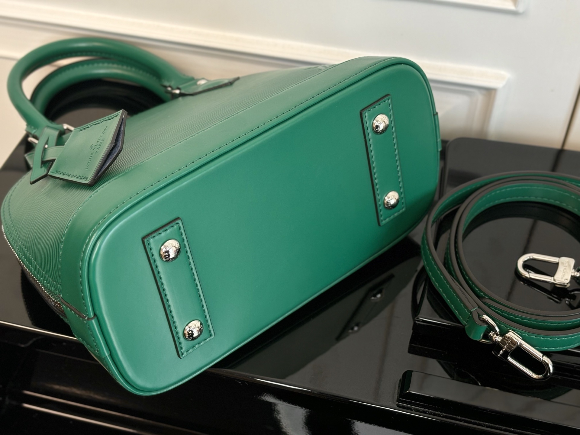 M24645绿色(动态码)《顶级原单》专柜同步电子芯片内码出货🔥本款 Alma BB 手袋溯源 1934