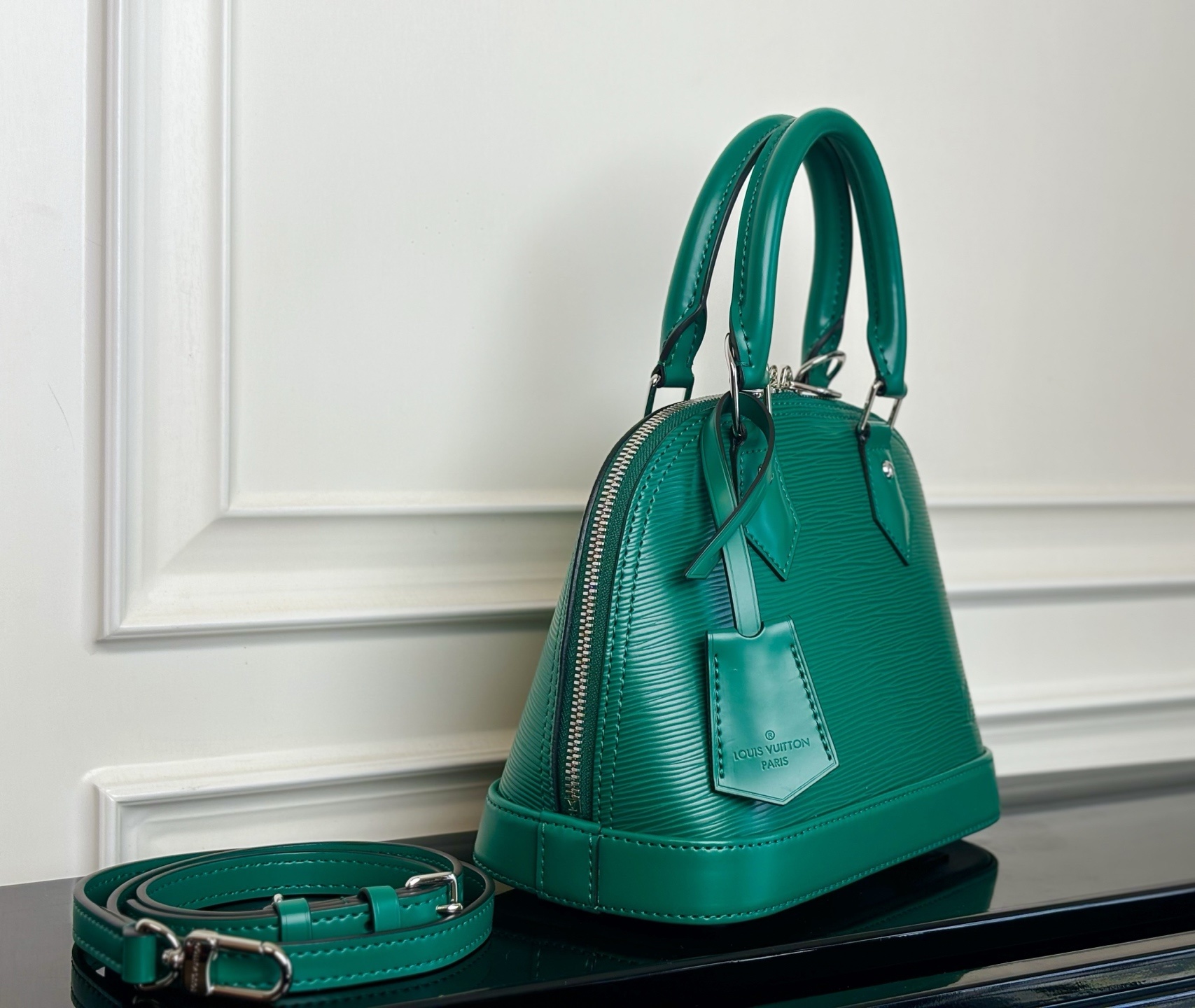 M24645绿色(动态码)《顶级原单》专柜同步电子芯片内码出货🔥本款 Alma BB 手袋溯源 1934