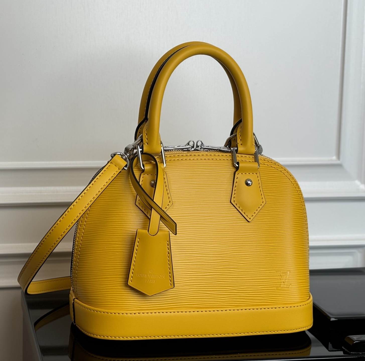 M24645黄色(动态码)《顶级原单》专柜同步电子芯片内码出货🔥本款 Alma BB 手袋溯源 1934