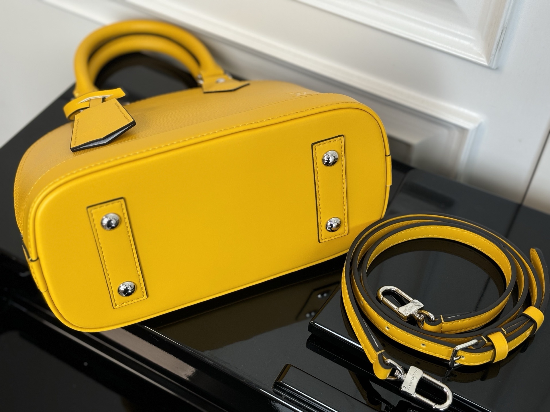 M24645黄色(动态码)《顶级原单》专柜同步电子芯片内码出货🔥本款 Alma BB 手袋溯源 1934