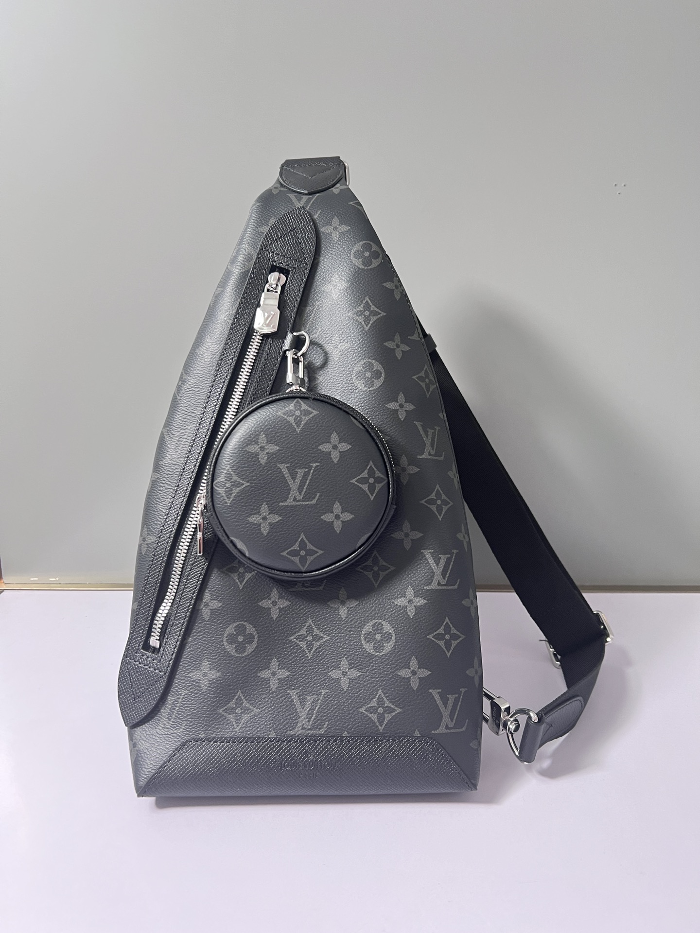 Louis Vuitton Belt Bags & Fanny Packs Crossbody & Shoulder Bags Black Splicing Monogram Canvas Cowhide M30936