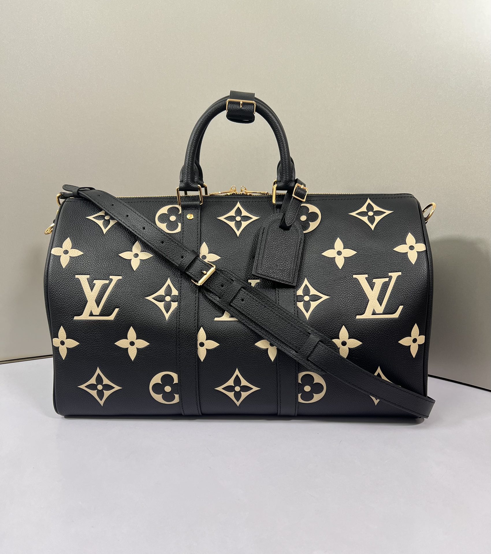 Luxury Fashion Replica Designers
 Louis Vuitton LV Keepall Travel Bags Exclusive Cheap
 Black Green Empreinte​ M46671