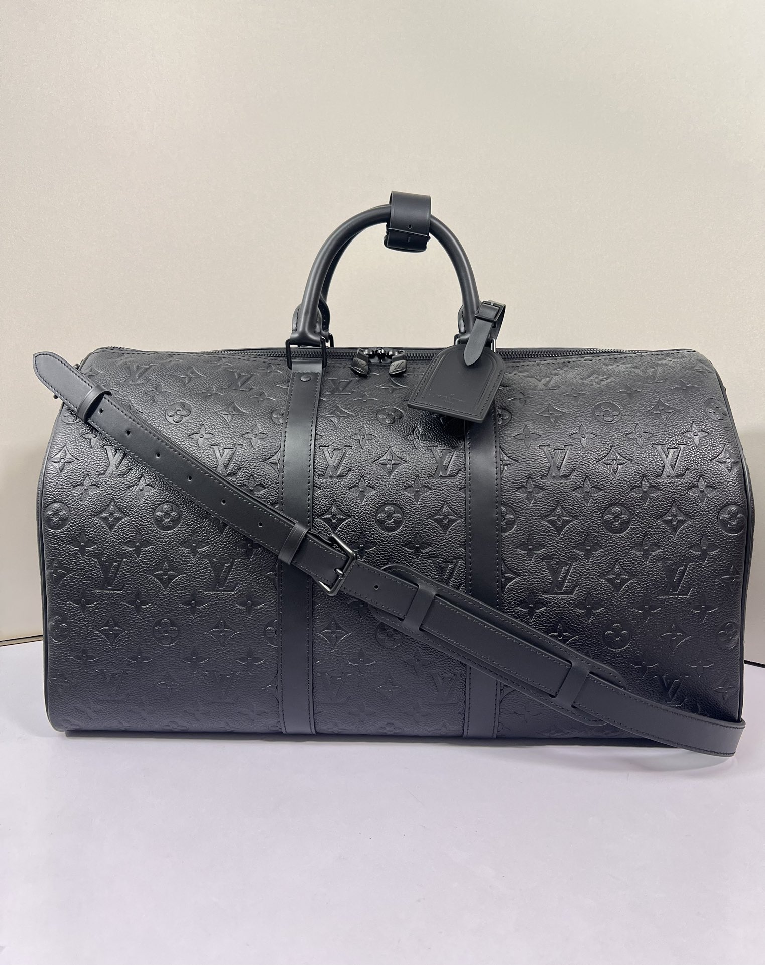 Louis Vuitton LV Keepall Travel Bags Black Cowhide M59025
