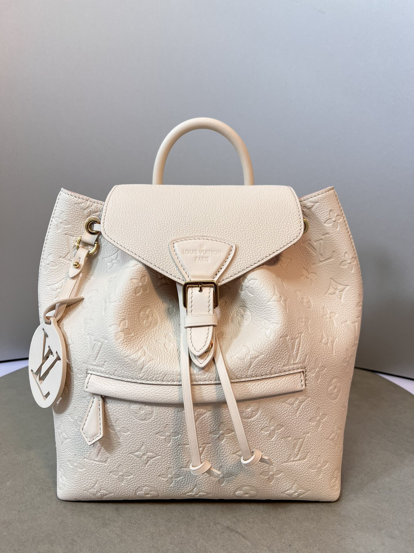 Best Replica New Style
 Louis Vuitton LV Montsouris Bags Backpack White Vintage Gold Empreinte​ M45397
