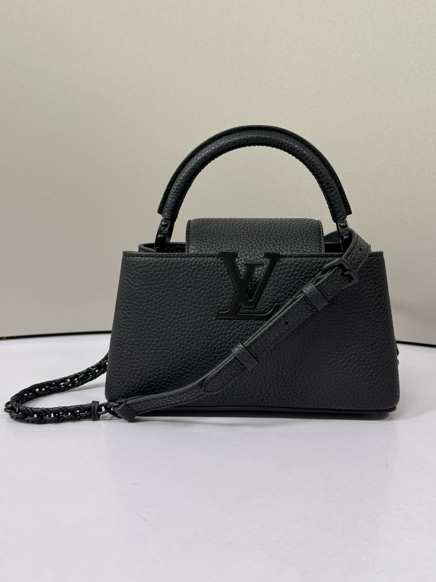 Louis Vuitton LV Capucines Bags Handbags Black Weave Cowhide Chains M23955