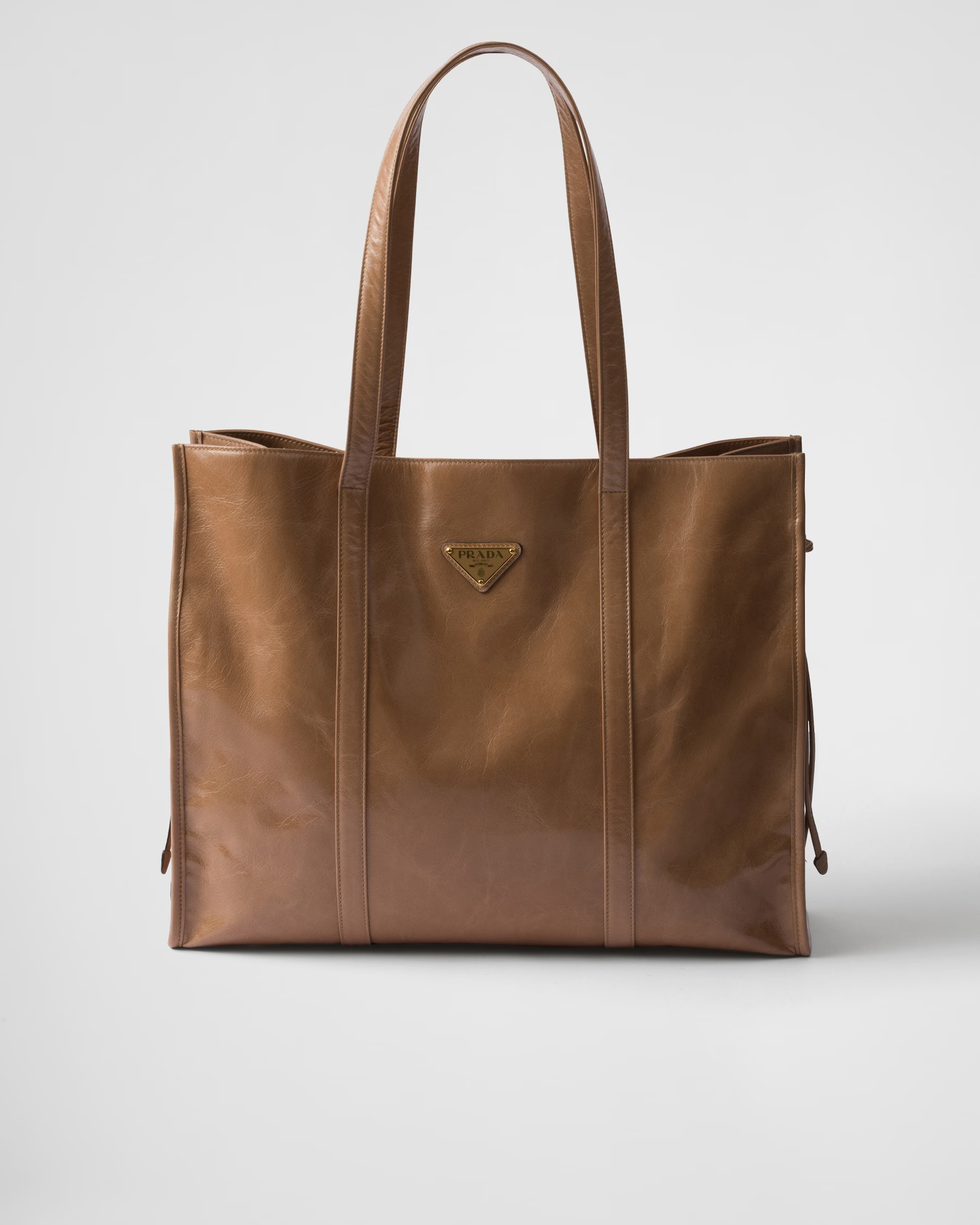 Prada Official website pictureon sale