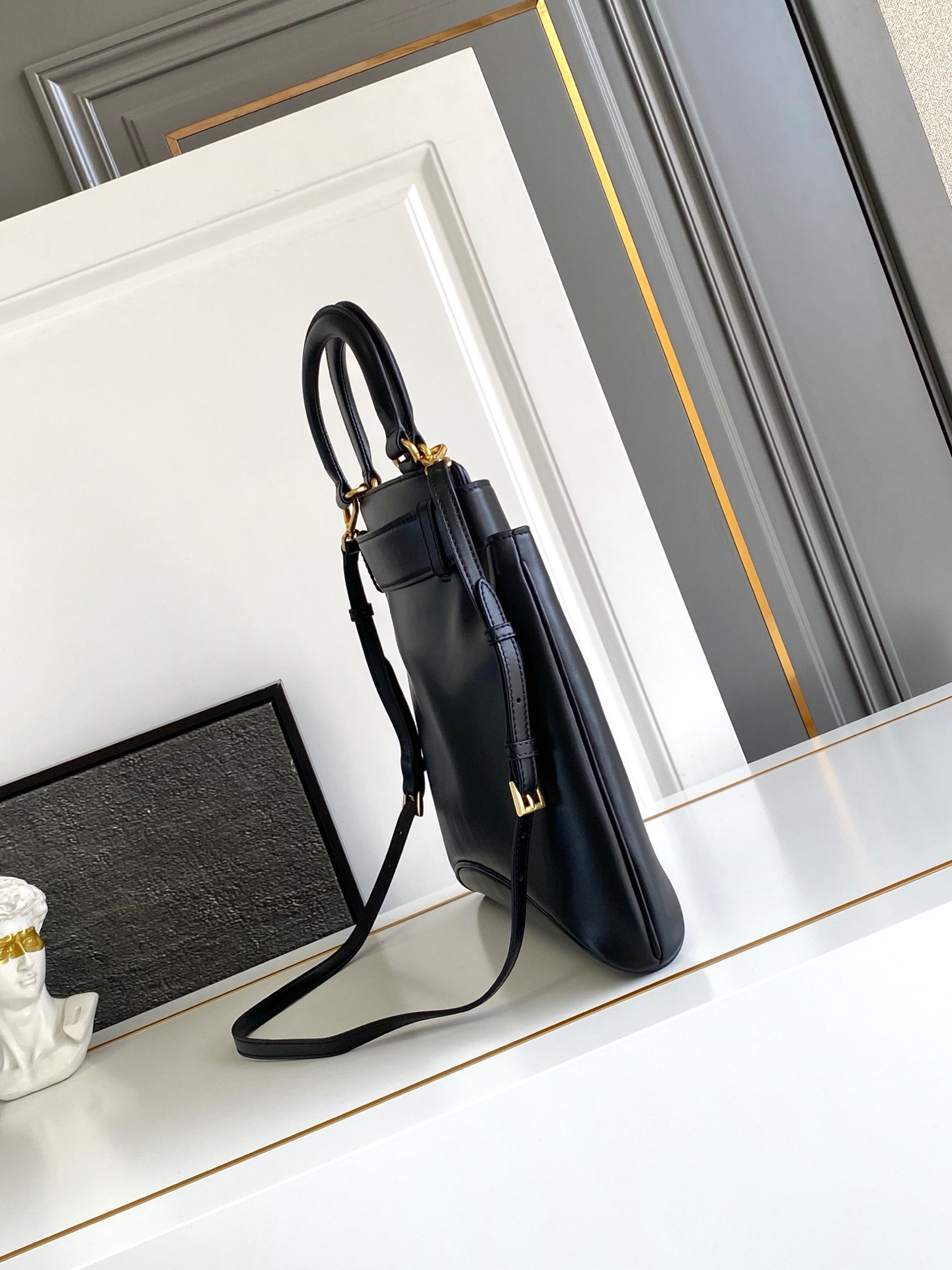 Prada Carey Medium Leather Handbag: A Fusion of Future and Retro Style 3 i1746165654316 6321 0 1