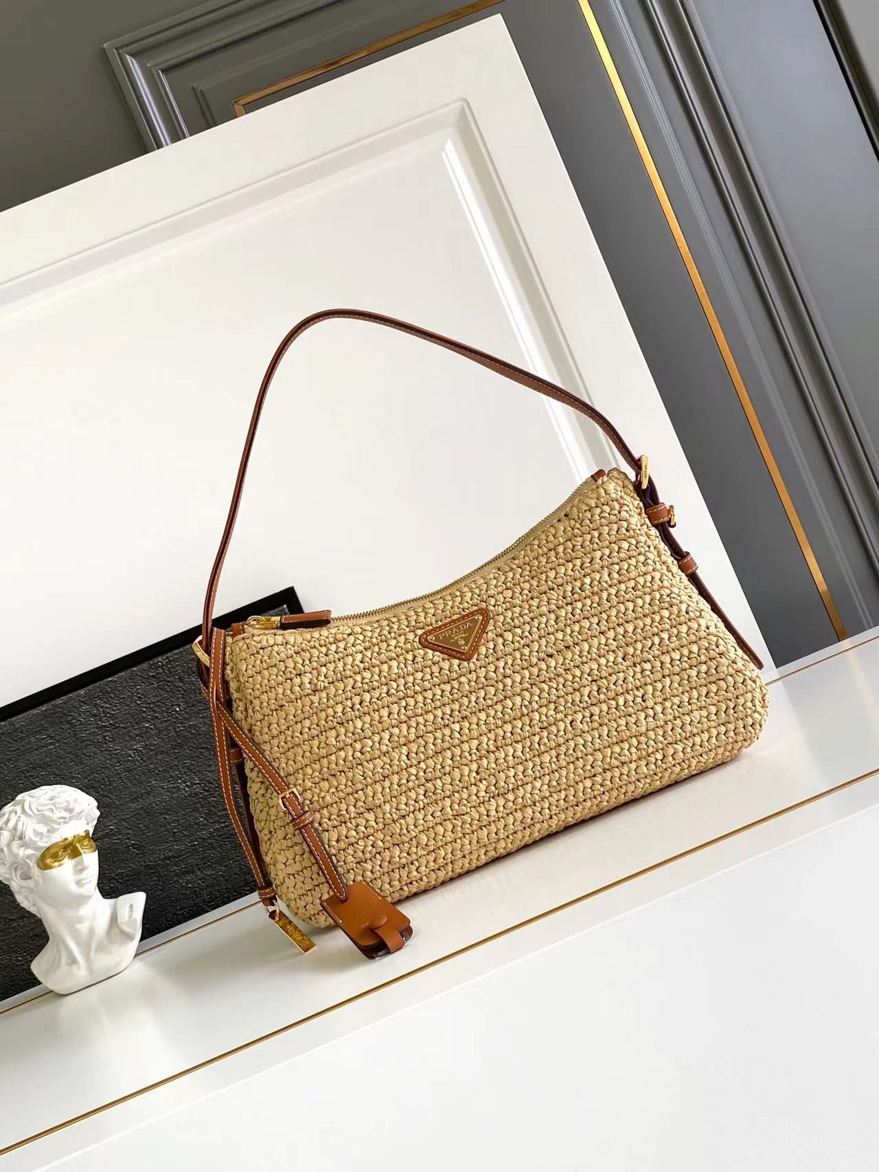 Bolso de Hombro Prada Aimée Tejido a Mano - Elegancia Artesanal