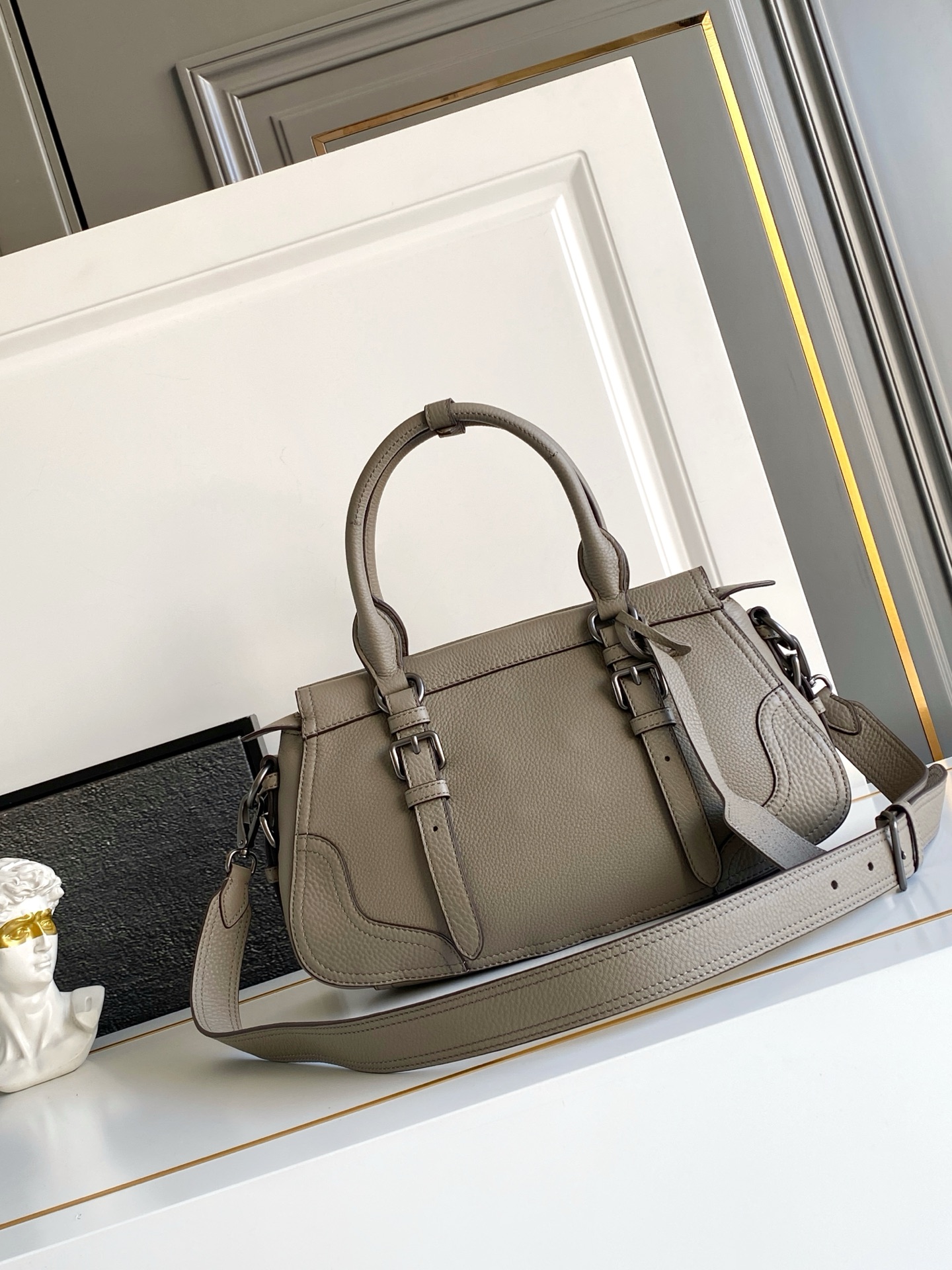 Prada DNA的根源