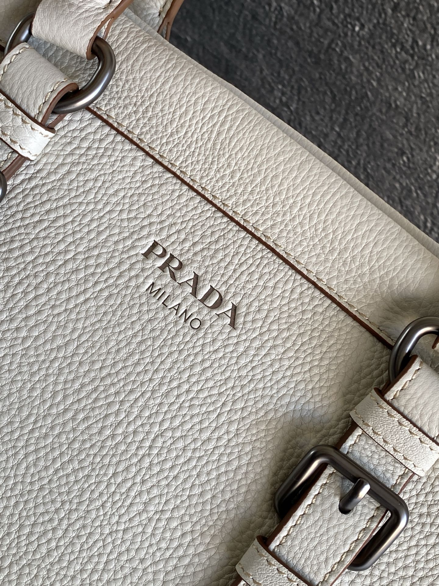 Prada DNA的根源