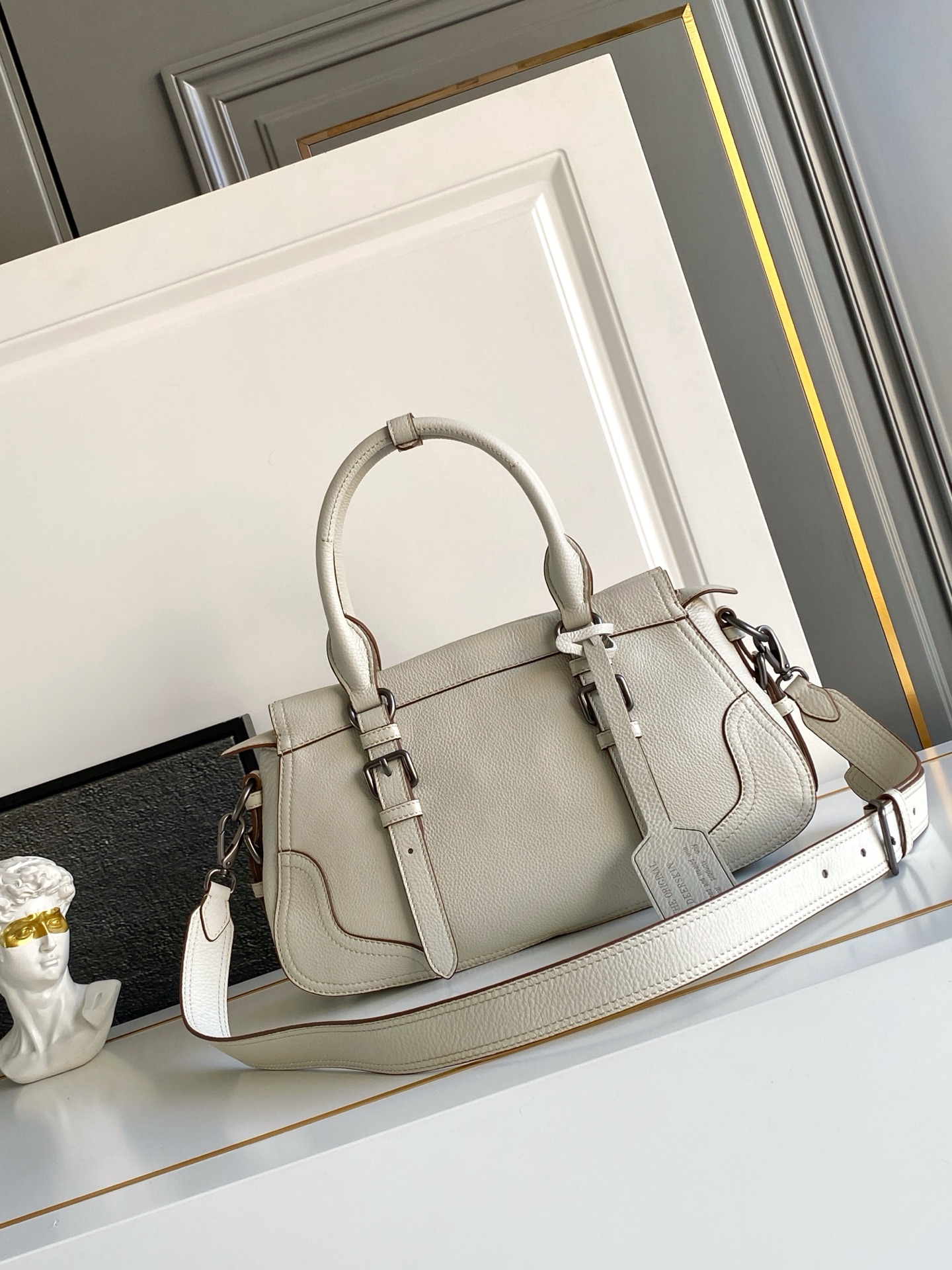 Prada DNA的根源