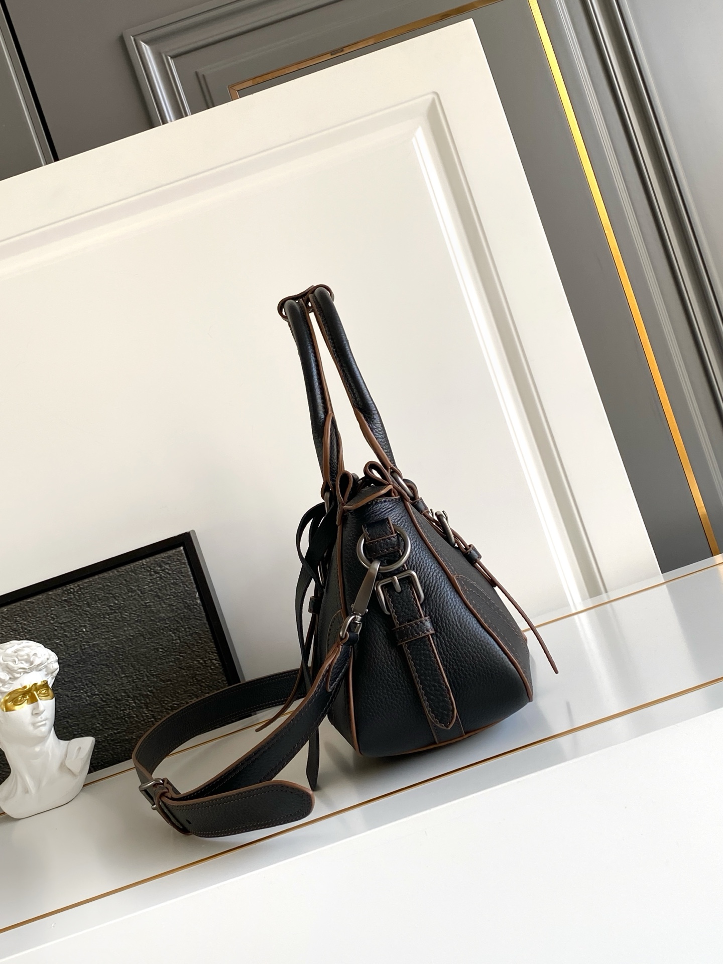 Prada DNA的根源