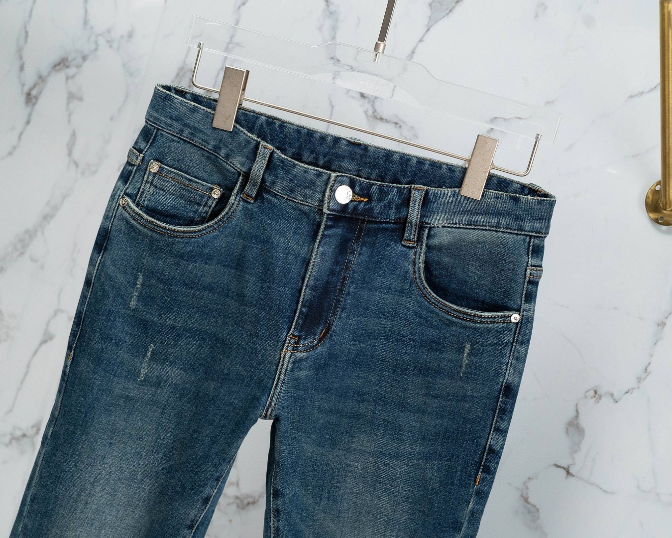   LV🆕重工洗水✅24/原版五金 官网秋冬牛仔裤👖柔软亲肤面料 重工定位洗水 专柜限量款 奢华感订制头
