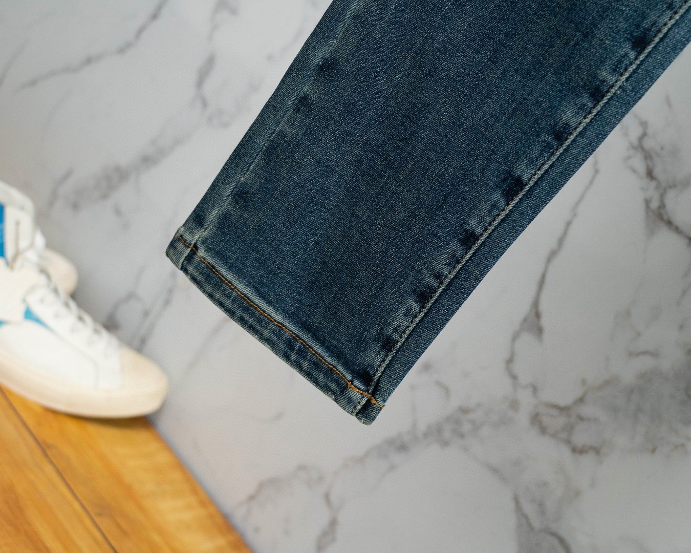   LV🆕重工洗水✅24/原版五金 官网秋冬牛仔裤👖柔软亲肤面料 重工定位洗水 专柜限量款 奢华感订制头