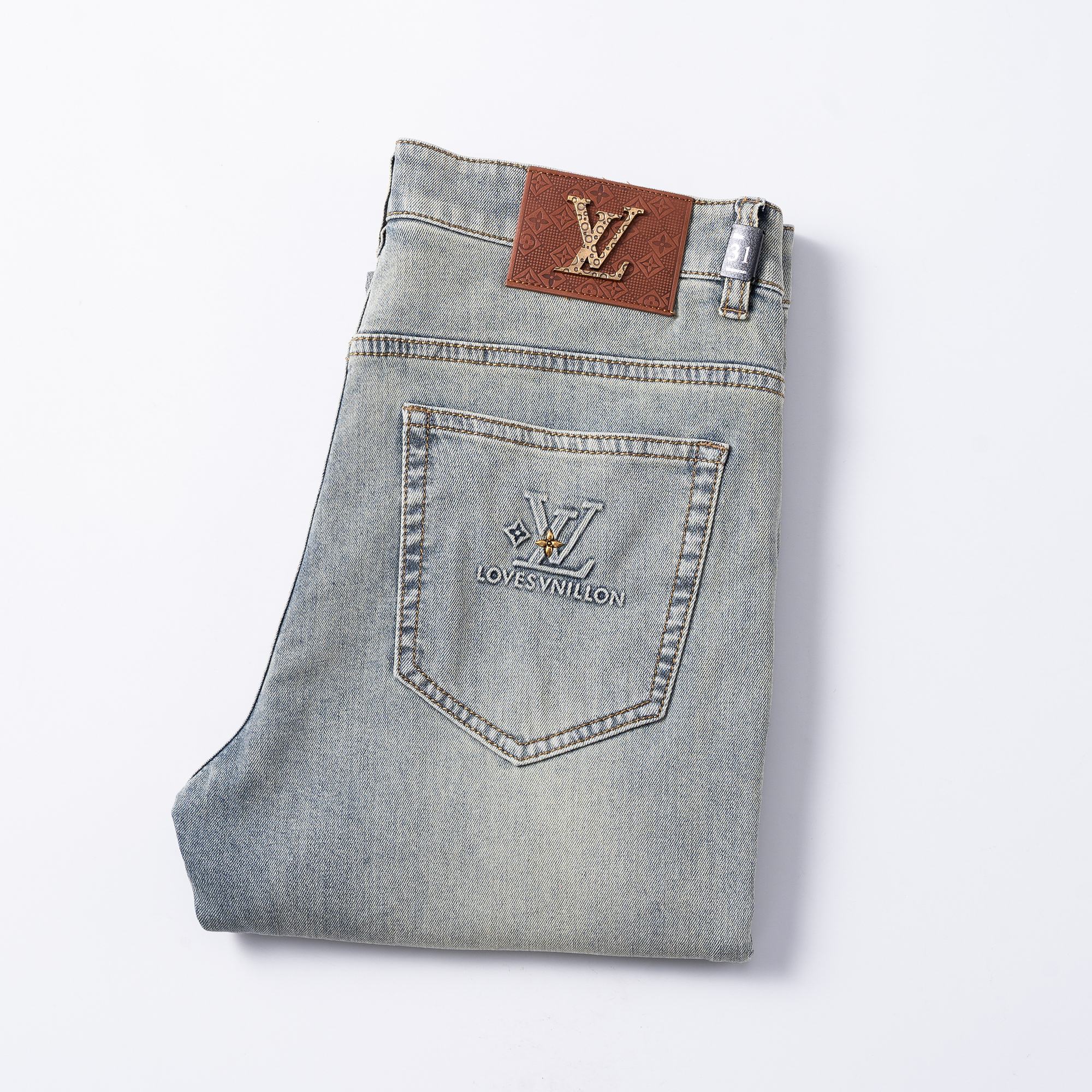 NO:466238,LV men's jeans original original cloth original wash water!  Imported original washing elastic fabrics, complex handicrafts superimposed, any washing step will become a completely different color effect after a few more seconds, so it is more precious, especially long-lasting and odor-resistant... Use the best tannin elastic texture, genuine leather leather cards, high-quality metal accessories... to create a unique and original jeans style!  Original hardware accessories, super positive style, comfortable and breathable, extremely high grade, counter quality, and handsome upper body. Number of codes 29-38,,louis vuitton,jeans,alexander wang19860909LV 男士牛仔裤原厂原布原洗水！进口原版水洗弹力面料,复杂的手工艺叠加,任何一个洗水环节多停留几秒都会变成完全不一样的颜色效果,所以越加珍贵,特别持久、耐味…… 选用上乘的丹宁弹力质感,真皮皮牌、高定的金属辅料……打造出独特及原创的牛仔裤款型！原版五金辅料,版型超正,舒适透气,档次极高,专柜品质,上身帅气十足. 码数29-38,,louis vuitton,jeans,alexander wang,Men's clothing