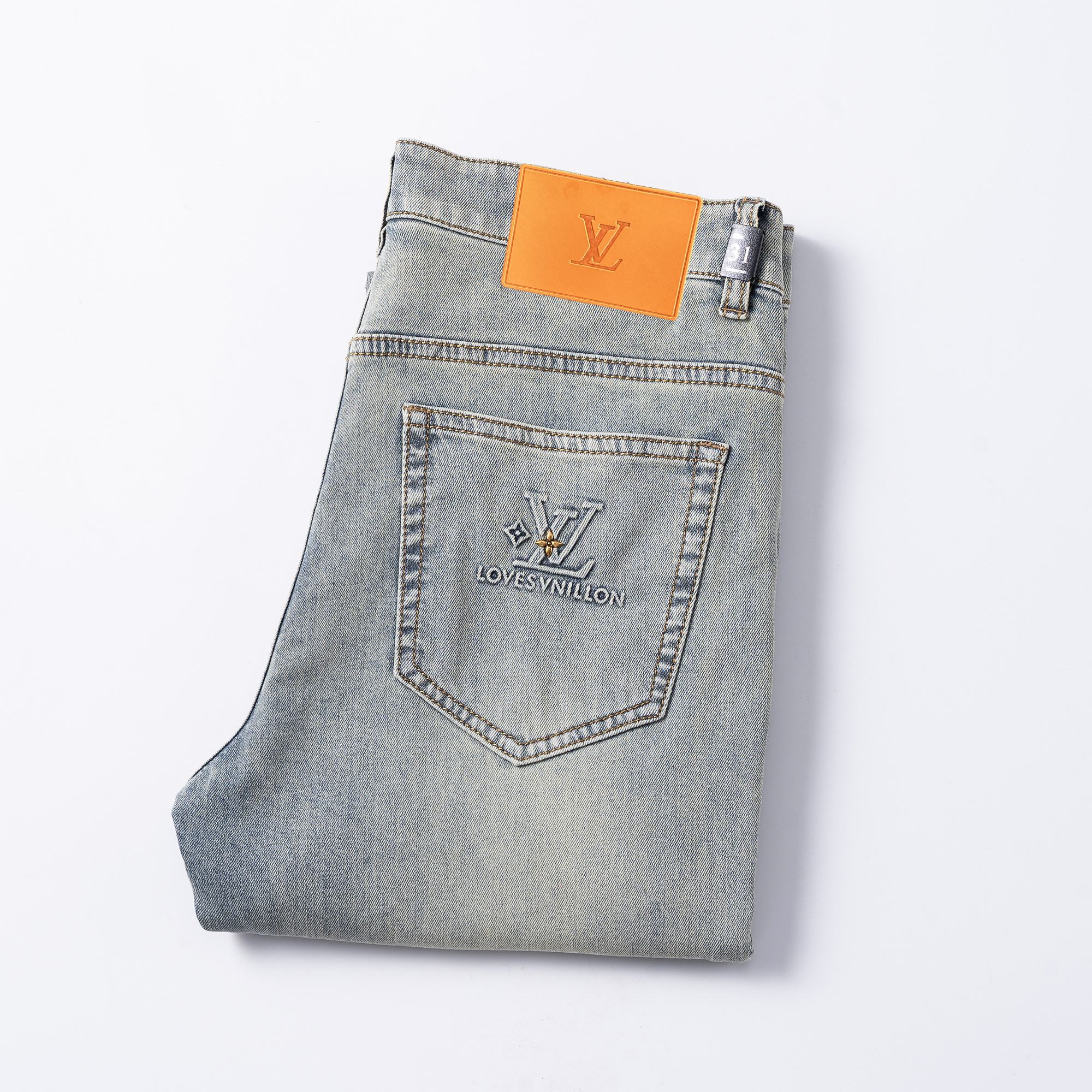 NO:466281,LV men's jeans original original cloth original wash water!  Imported original washing elastic fabrics, complex handicrafts superimposed, any washing step will become a completely different color effect after a few more seconds, so it is more precious, especially long-lasting and odor-resistant... Use the best tannin elastic texture, genuine leather leather cards, high-quality metal accessories... to create a unique and original jeans style!  Original hardware accessories, super positive style, comfortable and breathable, extremely high grade, counter quality, and handsome upper body. Number of codes 29-38,,louis vuitton,jeans,alexander wang19860909LV 男士牛仔裤原厂原布原洗水！进口原版水洗弹力面料,复杂的手工艺叠加,任何一个洗水环节多停留几秒都会变成完全不一样的颜色效果,所以越加珍贵,特别持久、耐味…… 选用上乘的丹宁弹力质感,真皮皮牌、高定的金属辅料……打造出独特及原创的牛仔裤款型！原版五金辅料,版型超正,舒适透气,档次极高,专柜品质,上身帅气十足. 码数29-38,,louis vuitton,jeans,alexander wang,Men's clothing