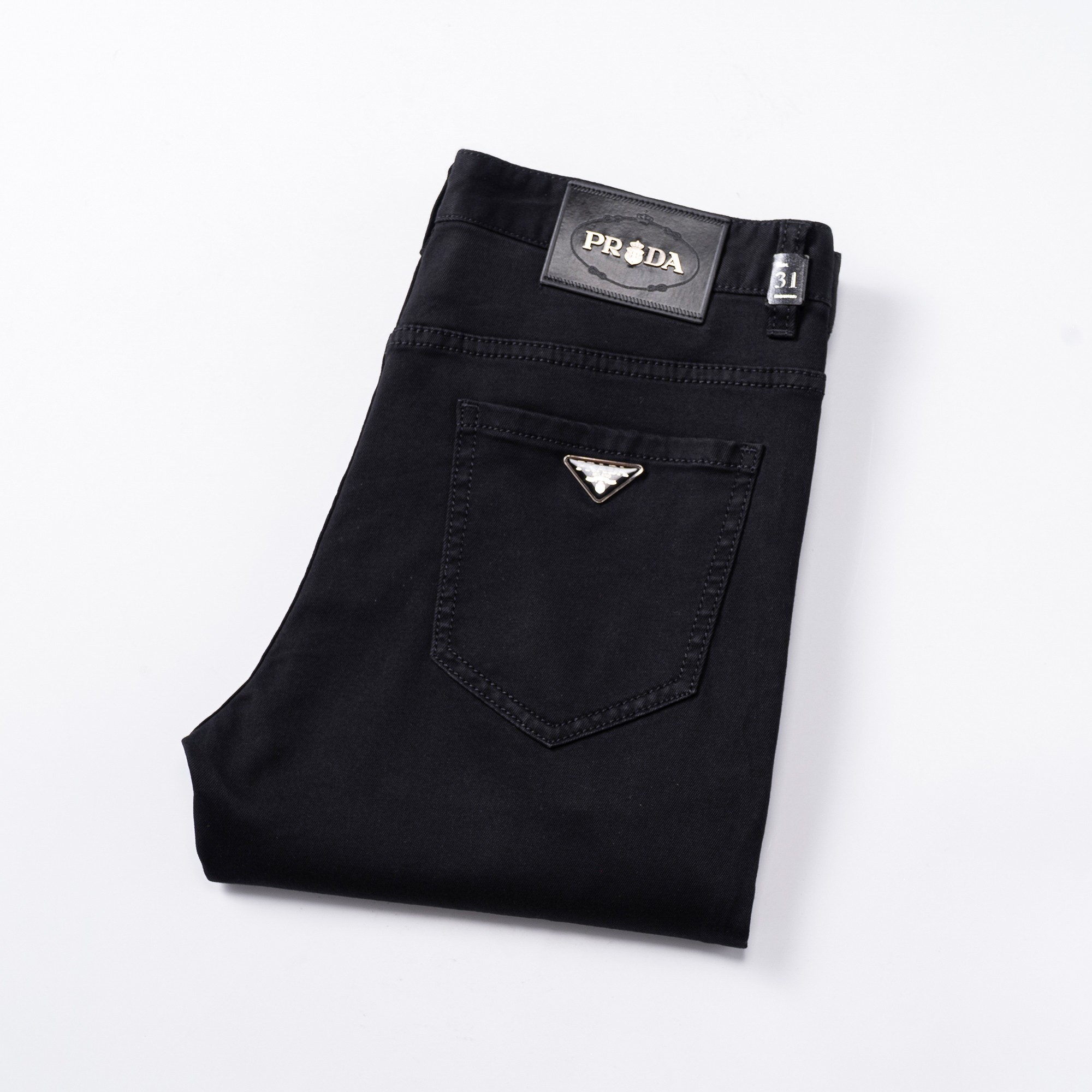 NO:477183,Prada Men's Jeans Original Original Clothing Original Wash Water!  Imported original wash elastic fabrics, complex handicrafts superimposed, any wash process will become a completely different color effect after a few more seconds, so it is more precious, especially long-lasting and odor-resistant... Use the best tannin elastic texture, genuine leather leather cards, high-quality metal accessories... to create a unique and original jeans style!  Original hardware accessories, super positive style, comfortable and breathable, extremely high grade, counter quality, and handsome upper body. Number of codes 29-38, prada, jeans, alexander wang19860909普拉达 男士牛仔裤原厂原布原洗水！进口原版水洗弹力面料,复杂的手工艺叠加,任何一个洗水环节多停留几秒都会变成完全不一样的颜色效果,所以越加珍贵,特别持久、耐味…… 选用上乘的丹宁弹力质感,真皮皮牌、高定的金属辅料……打造出独特及原创的牛仔裤款型！原版五金辅料,版型超正,舒适透气,档次极高,专柜品质,上身帅气十足. 码数29-38,,prada,jeans,alexander wang,Men's clothing