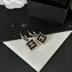 The Online Shopping
 Chanel Jewelry Earring