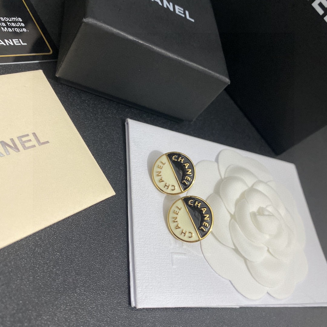 Al por mayor
 Chanel Joyas Pendiente Negro Oro Blanco Colección primavera – verano