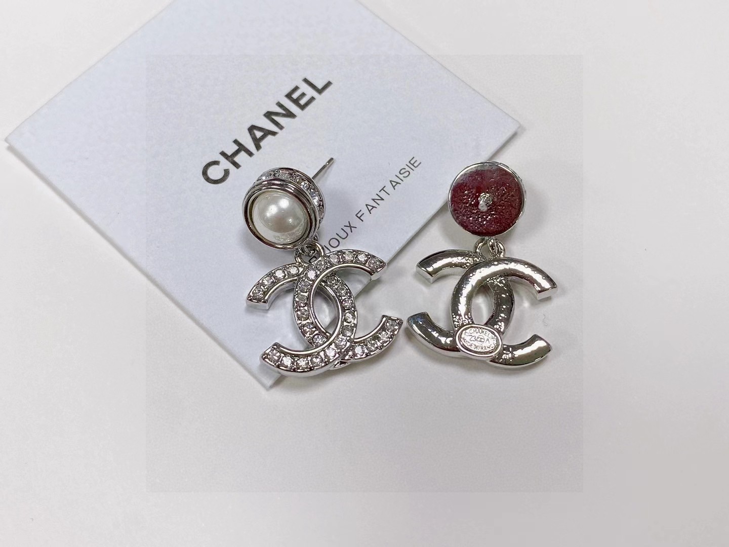Chanel香奈儿中古双C耳钉小香家的款式真心无需多介绍每一款都超好看精致大方非常显气质