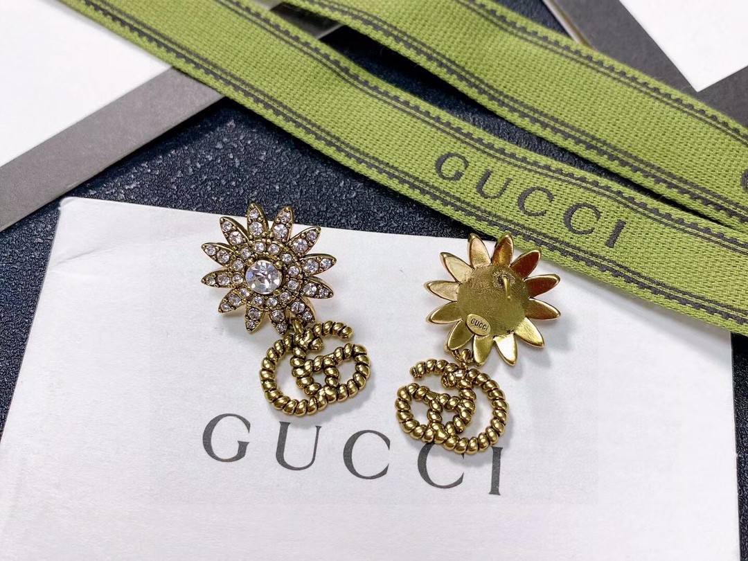 Gucci古驰双G耳环耳钉24年秋冬新款精选原版一致黄铜材质搭配纯银针上耳超好看哟