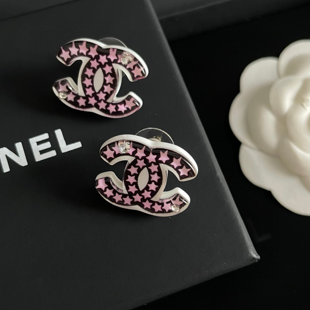 Chanel item 6