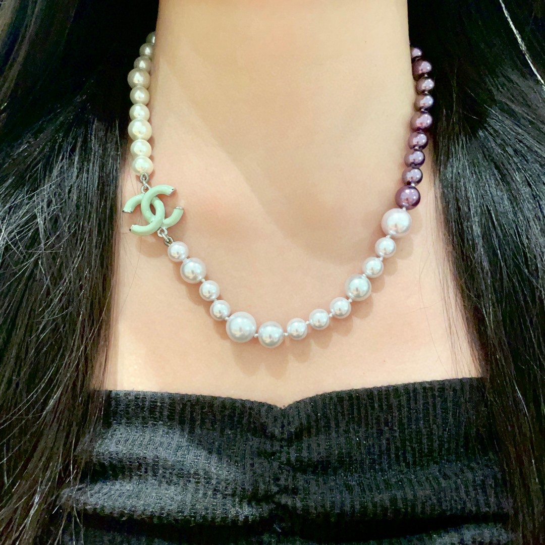 香奈儿拼色珍珠双C项链