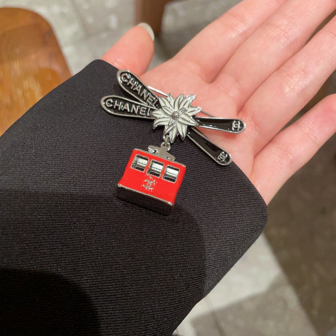 P231 CHANEL B-C PIN - 图片 3