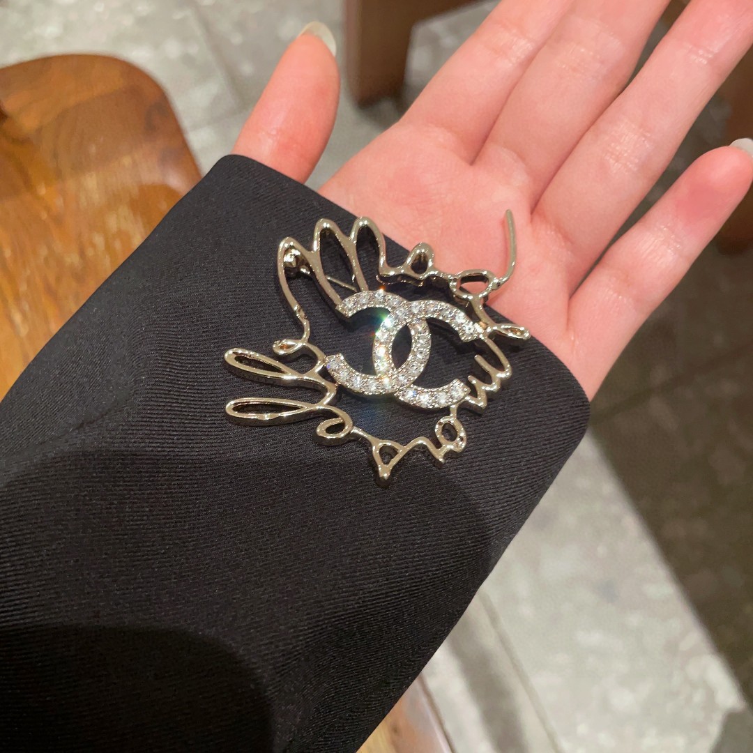 P198 CHANEL LETTER DOUBLE-C DRILL PIN. - 图片 3