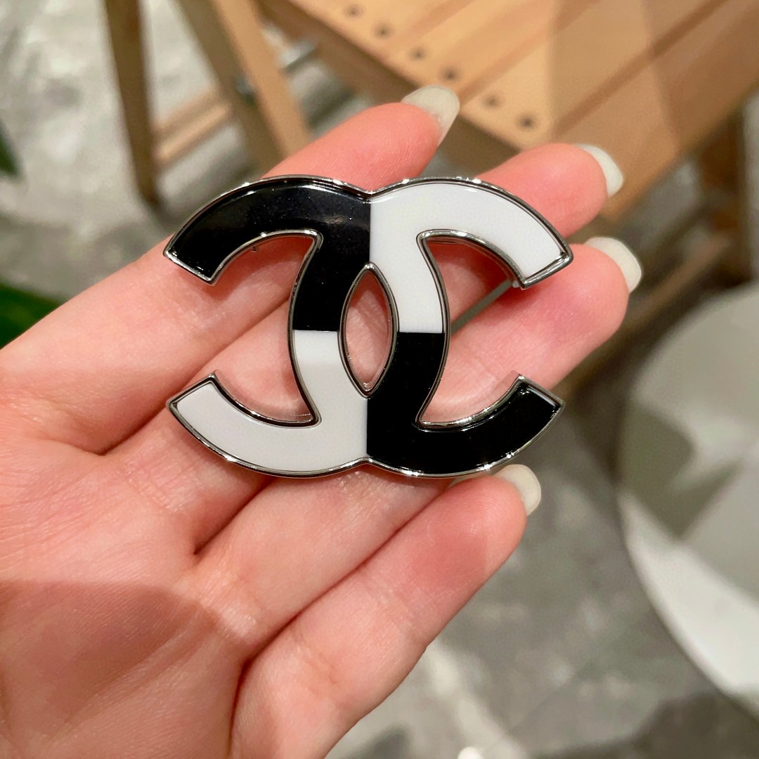 P198 CHANEL DOUBLE-C-COLOURED BROOCH - 图片 4