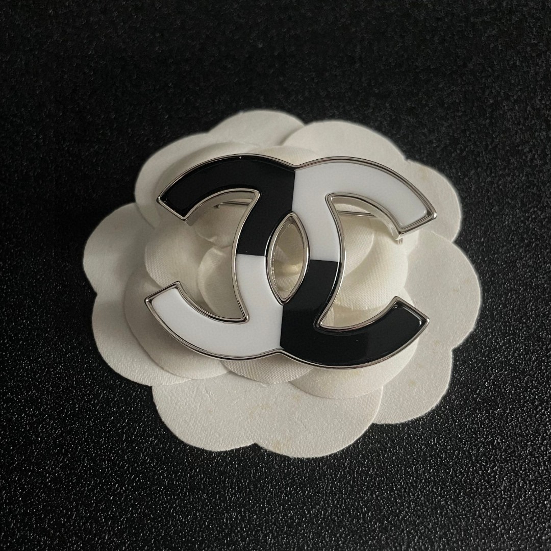 P198 CHANEL DOUBLE-C-COLOURED BROOCH - 图片 8