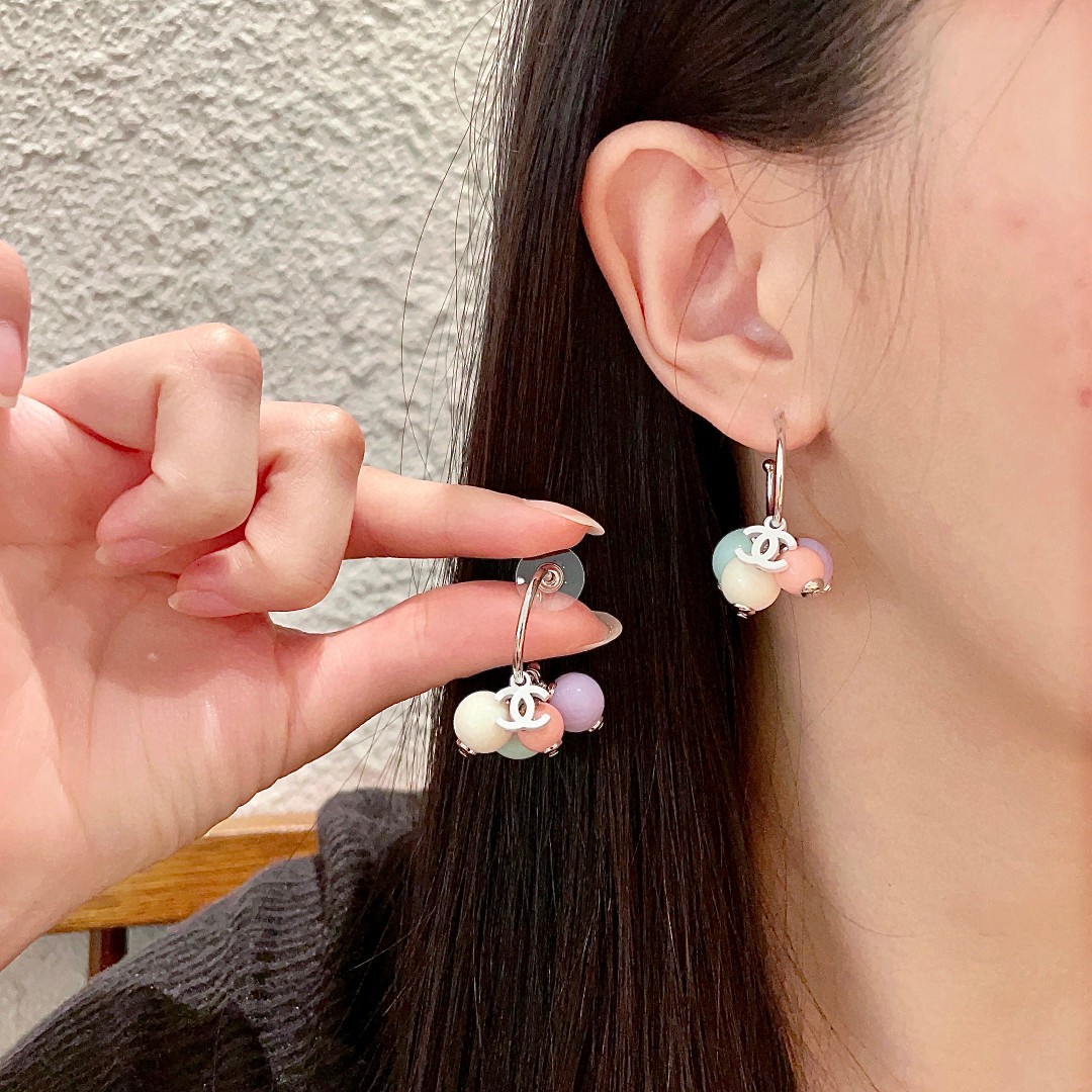 NO:107176,Chanel dopamine grape bunch earrings, jewelry boutique, chanel, earrings19860909香奈儿多巴胺葡萄串耳环,饰品精品,chanel,earrings,Jewelry