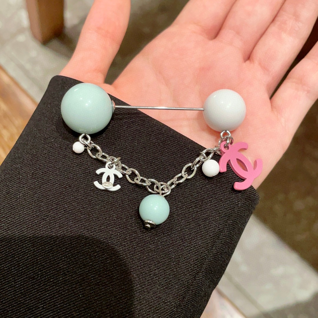 P187 CHANEL ✨DUPHAMPHETAMINE CHAIN COLOR BALL BROOCH - 图片 3