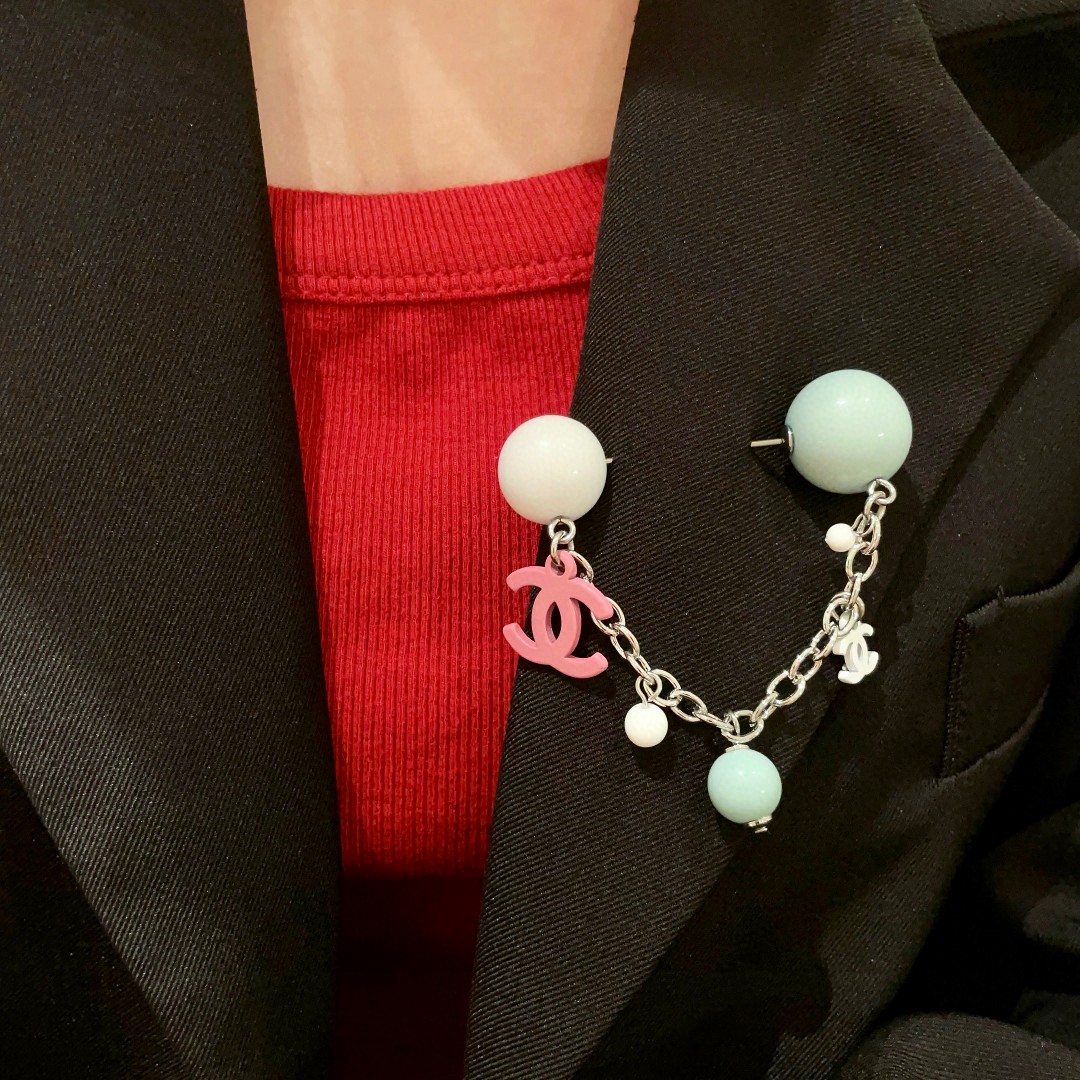 P187 CHANEL ✨DUPHAMPHETAMINE CHAIN COLOR BALL BROOCH - 图片 2