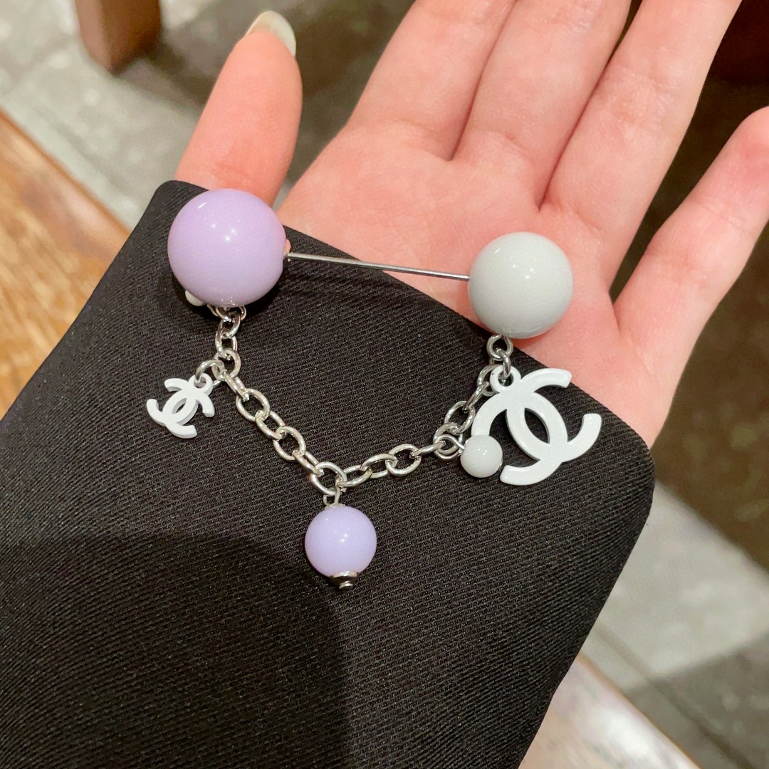 P187 CHANEL ✨DUPHAMPHETAMINE CHAIN COLOR BALL BROOCH - 图片 3
