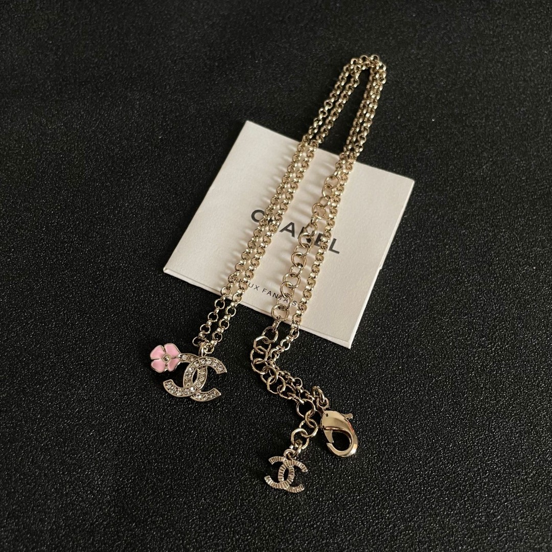  香奈儿✨山茶花🌸双C项链