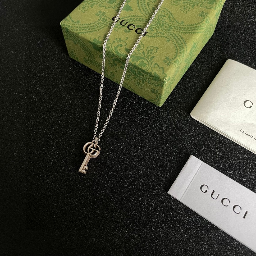  古驰经典双G钥匙🔑项链