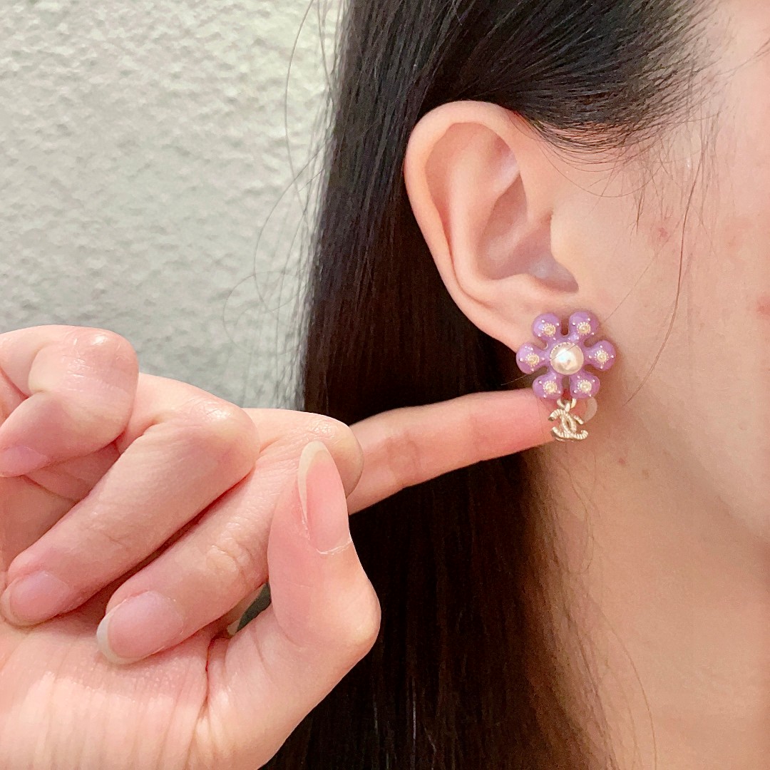  香奈儿✨山茶花🌸双C耳环