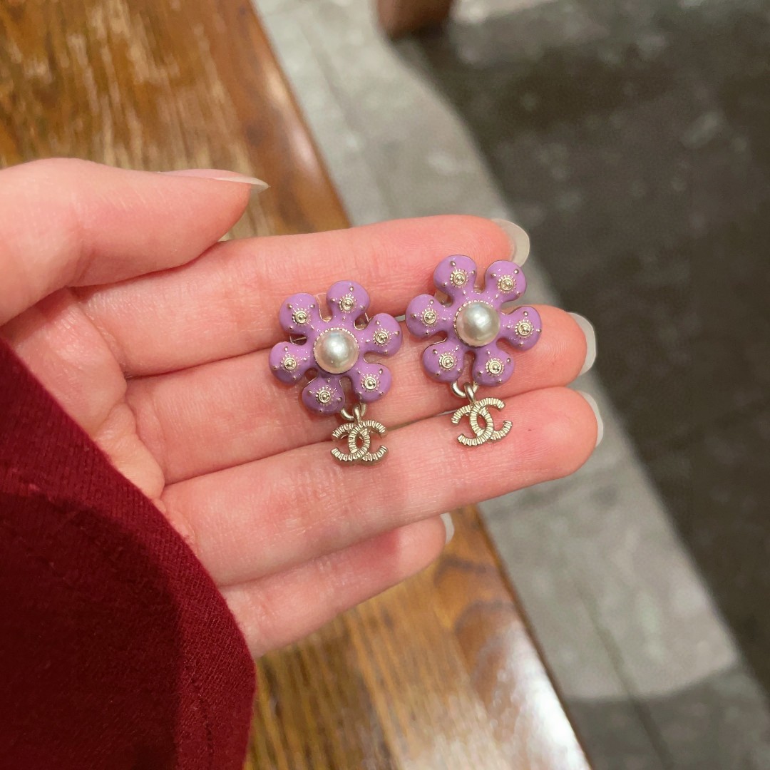  香奈儿✨山茶花🌸双C耳环