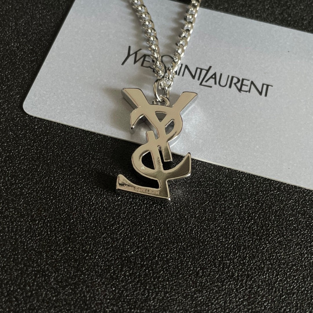  圣罗兰✨经典字母项链