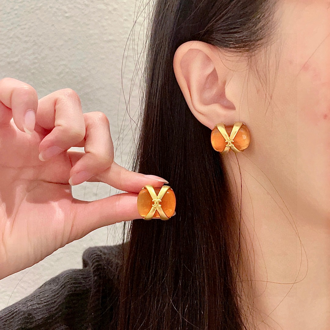  香奈儿✨经典双C耳钉