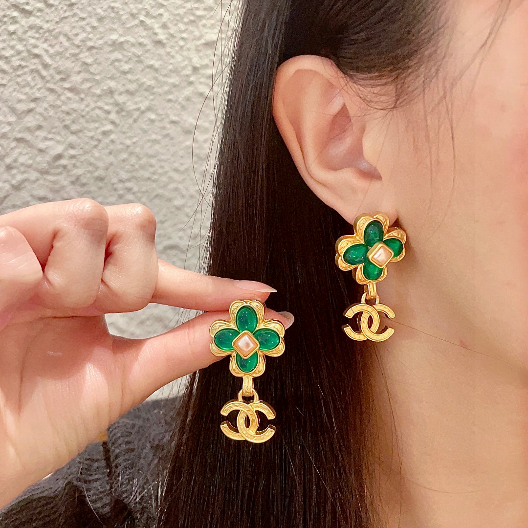  香奈儿✨珍珠双C耳环