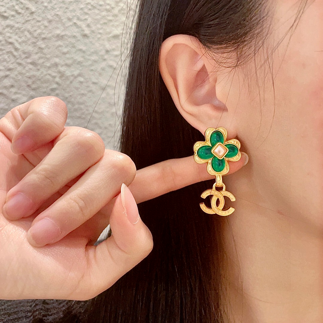  香奈儿✨珍珠双C耳环