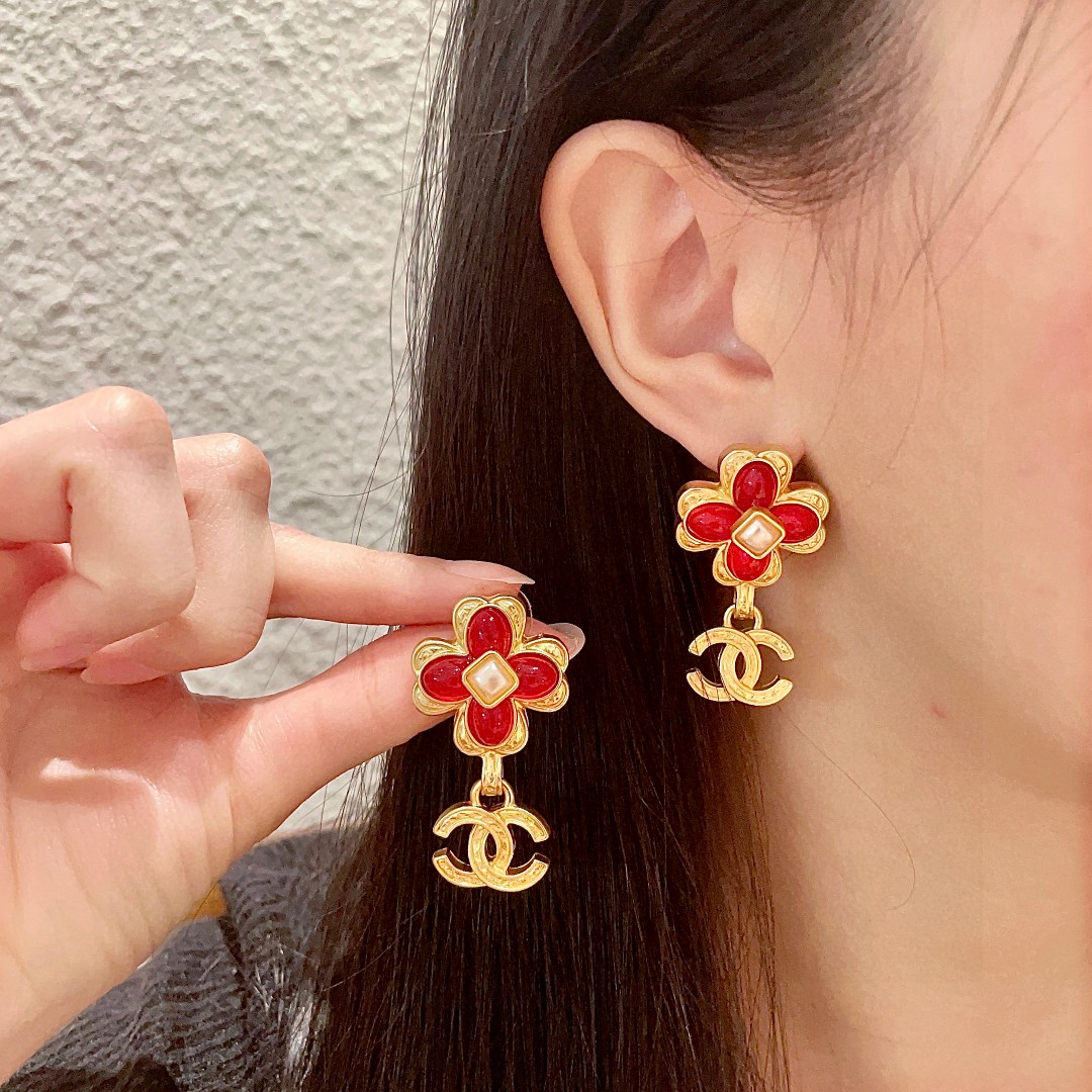  香奈儿✨珍珠双C耳环