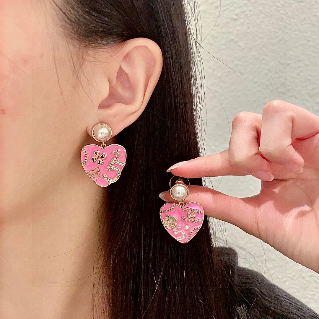  专柜同款 香奈儿✨不对称珍珠双C耳环